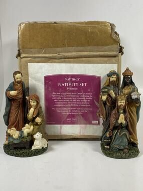 Past Times Nativity Set